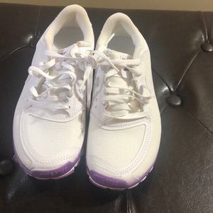 Nike White and Purple Net Sneaker